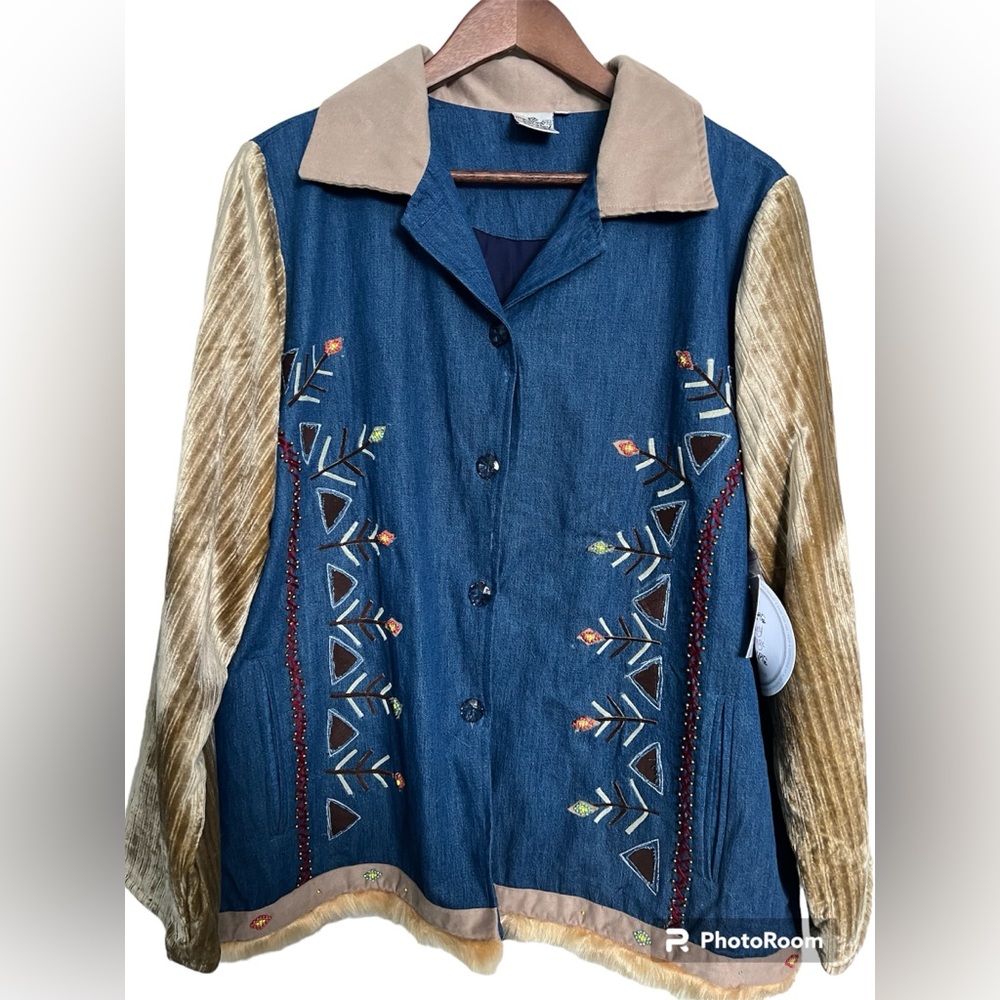 Parsley & Sage NWT Embroidered Denim Western Jean Jacket